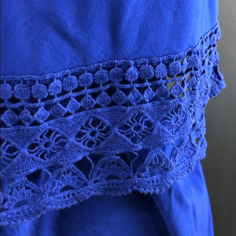 Bold blue strapless dress - Picture 2 of 4